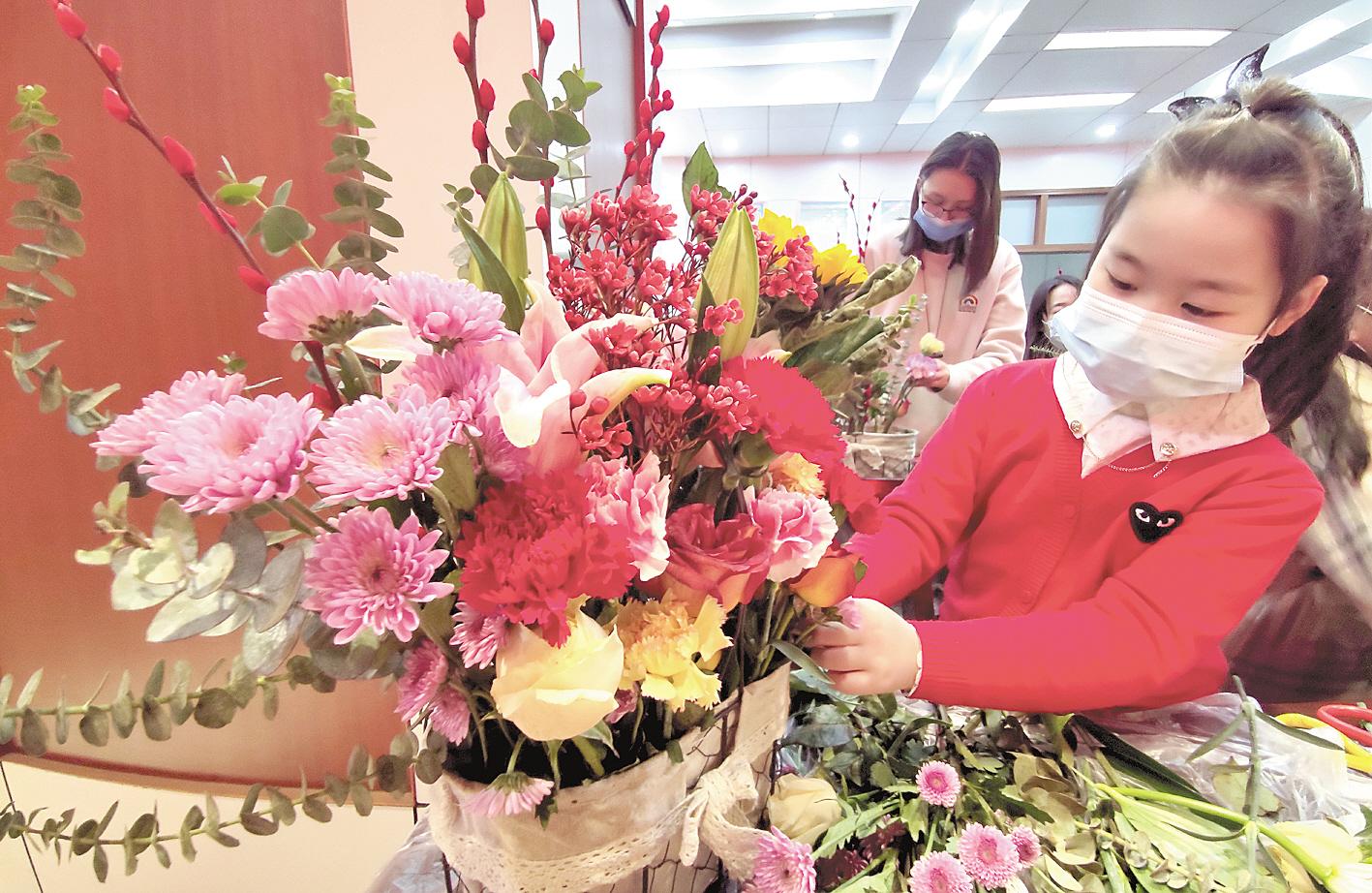 2��3������h�н��h�^�ƼҶ���^��С������־Ը�ߵ�ָ������������Լ�ϲ�g��ӭ���{�����@�� ��ҕ��W(w��ng) ���L(ch��ng)�� �z��